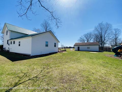 524 S Oak St, Maple Rapids, MI 48853 photo 31