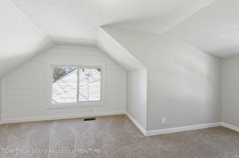 314 N Logan St, Dewitt, MI 48820 photo 23