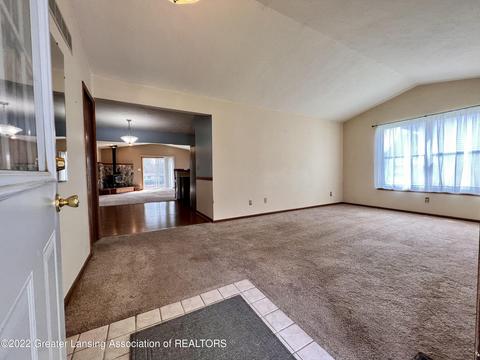 904 Wilson St, Dewitt, MI 48820 photo 15