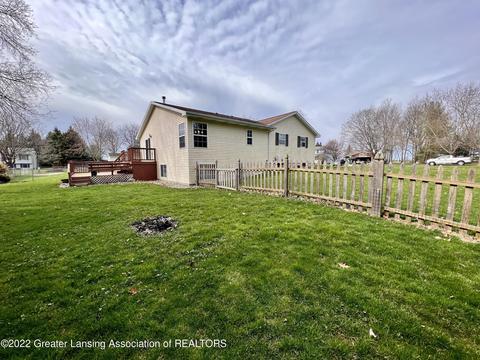 904 Wilson St, Dewitt, MI 48820 photo 13
