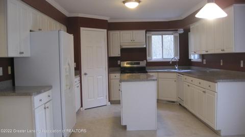 1600 Downing St, Haslett, MI 48840 photo 15