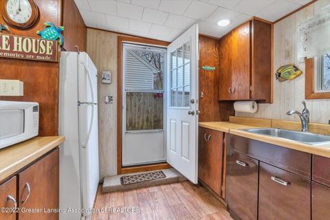 361 SW Dickerson Vw, Stanton, MI 48888 photo 9