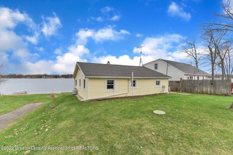 361 SW Dickerson Vw, Stanton, MI 48888 photo 2