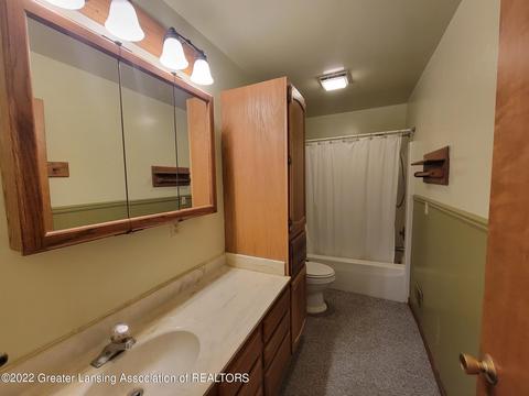 420 Iris Ave, Lansing, MI 48917 photo 13