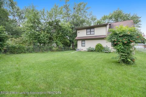 420 Iris Ave, Lansing, MI 48917 photo 4