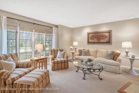 3885 Binghampton Dr, Okemos, MI 48864 photo 4
