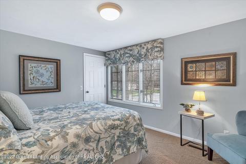3885 Binghampton Dr, Okemos, MI 48864 photo 18