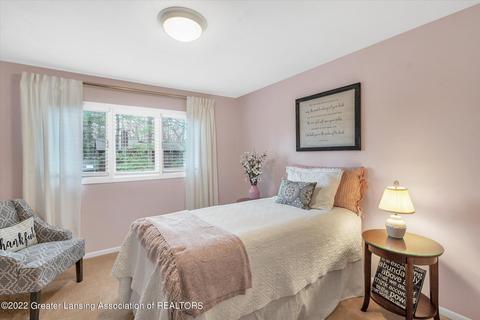 3885 Binghampton Dr, Okemos, MI 48864 photo 17