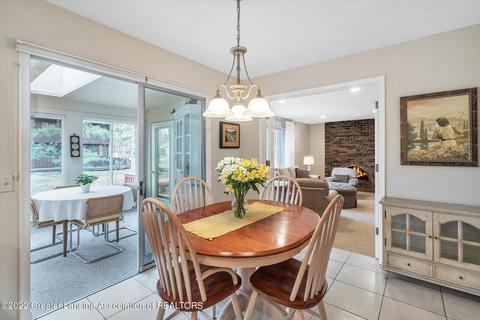 3885 Binghampton Dr, Okemos, MI 48864 photo 10