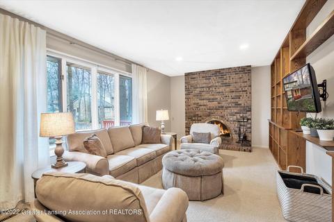 3885 Binghampton Dr, Okemos, MI 48864 photo 13