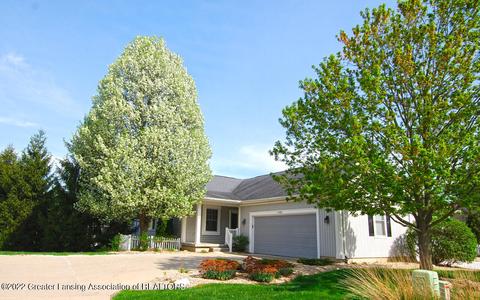 15083 Classic Dr, Bath, MI 48808 photo 1