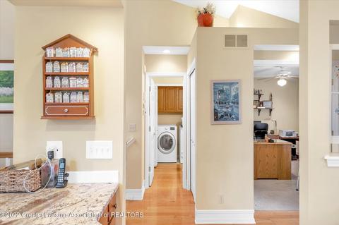 15083 Classic Dr, Bath, MI 48808 photo 10