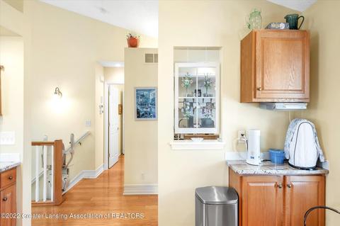15083 Classic Dr, Bath, MI 48808 photo 8