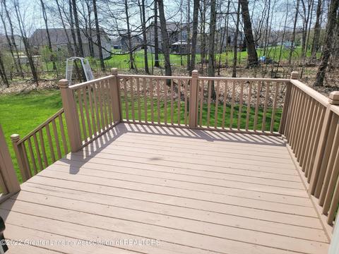 8796 Jacaranda Dr, Dimondale, MI 48821 photo 10