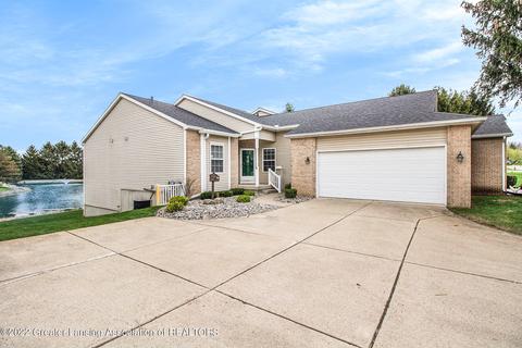 12727 Isle Royale Dr, Dewitt, MI 48820 photo 2