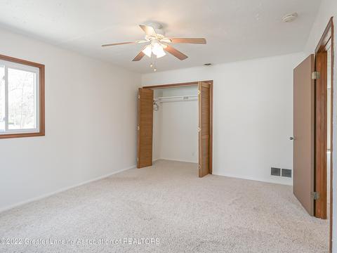 323 E Potter Ave, Lansing, MI 48910 photo 7