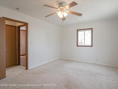 323 E Potter Ave, Lansing, MI 48910 photo 9