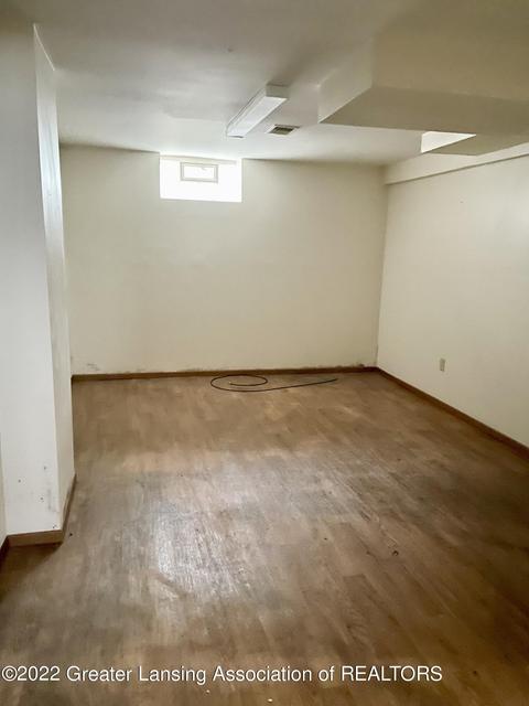 522 Maplehill Ave, Lansing, MI 48910 photo 15