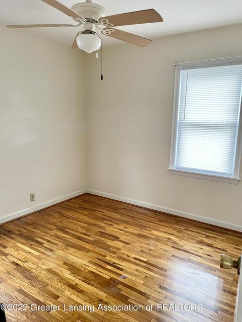 522 Maplehill Ave, Lansing, MI 48910 photo 11