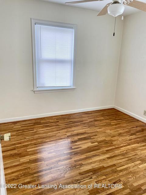522 Maplehill Ave, Lansing, MI 48910 photo 12