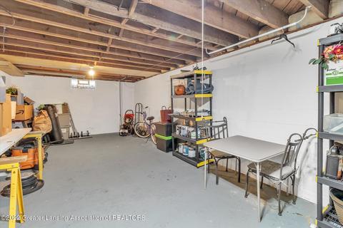 1920 S Devonshire Ave, Lansing, MI 48910 photo 25