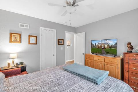 1920 S Devonshire Ave, Lansing, MI 48910 photo 14
