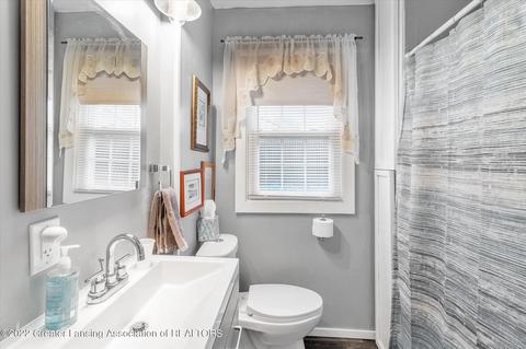 1920 S Devonshire Ave, Lansing, MI 48910 photo 17