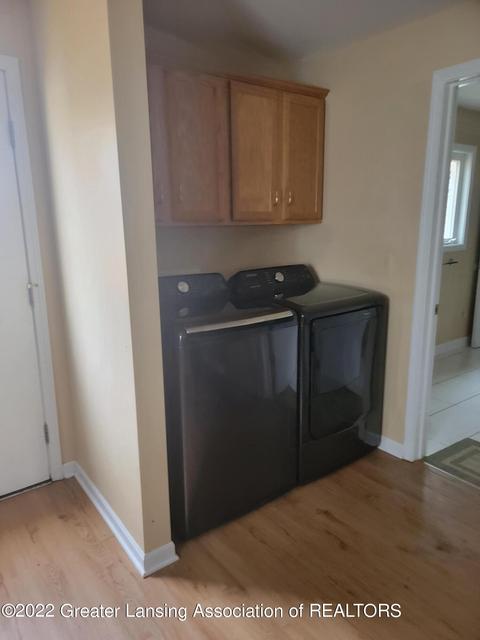 545 Hunter Blvd, Lansing, MI 48910 photo 14
