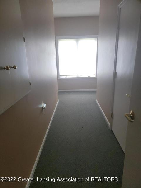 545 Hunter Blvd, Lansing, MI 48910 photo 21
