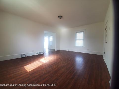 904 Page Ave, Jackson, MI 49203 photo 8