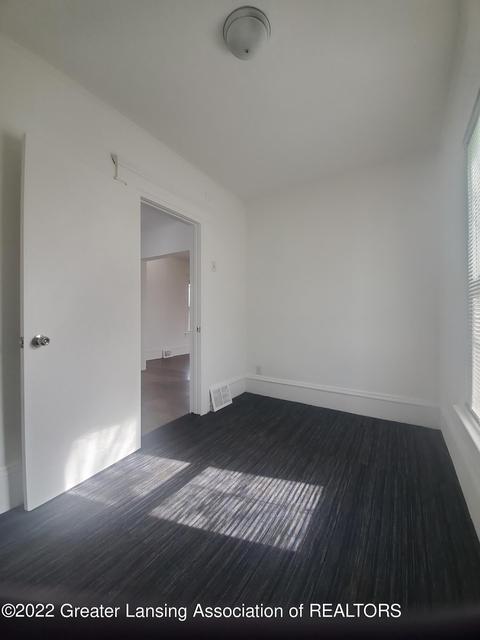 904 Page Ave, Jackson, MI 49203 photo 12