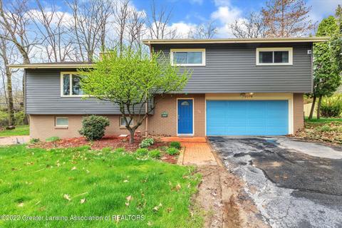 2076 Tomahawk Cir, Okemos, MI 48864 photo 3