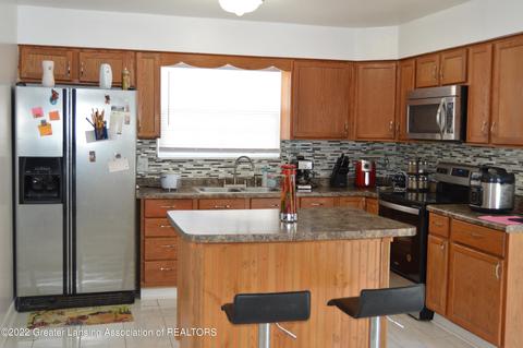 4137 Rivershell Ln, Lansing, MI 48911 photo 13