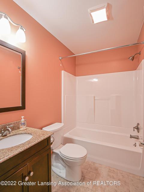 6285 Marsh Rd, Haslett, MI 48840 photo 10