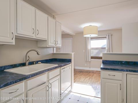 6285 Marsh Rd, Haslett, MI 48840 photo 7