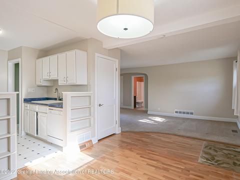 6285 Marsh Rd, Haslett, MI 48840 photo 5