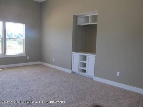 804 Starlight Way, Perry, MI 48872 photo 4
