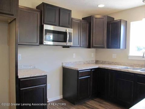 804 Starlight Way, Perry, MI 48872 photo 18