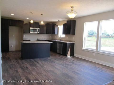 804 Starlight Way, Perry, MI 48872 photo 11
