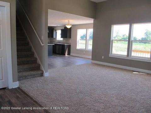 804 Starlight Way, Perry, MI 48872 photo 6