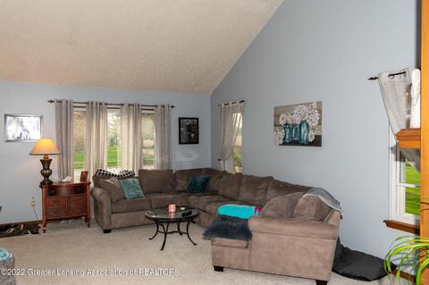 602 Manchester Dr, Dewitt, MI 48820 photo 7