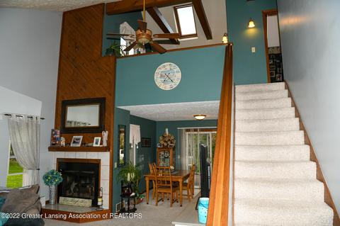 602 Manchester Dr, Dewitt, MI 48820 photo 6