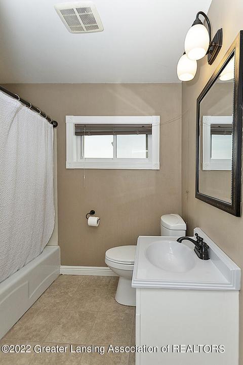 10577 W Townsend Rd, Fowler, MI 48835 photo 8