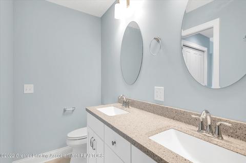 5310 Hawk Hollow Dr E, Bath, MI 48808 photo 23