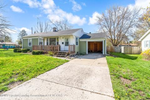 810 E Mcconnell St, Saint Johns, MI 48879 photo 1