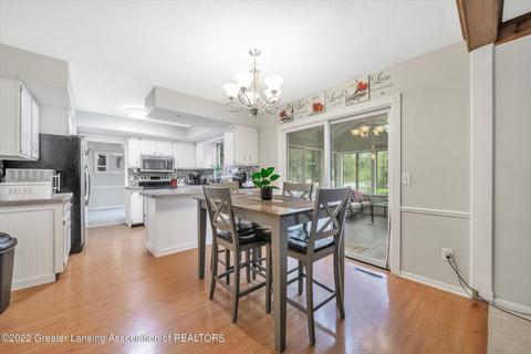 839 Spring Mill Dr, Haslett, MI 48840 photo 13