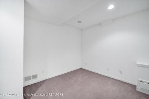 839 Spring Mill Dr, Haslett, MI 48840 photo 33