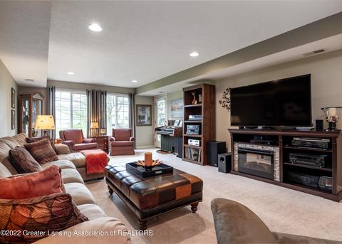 1254 Wineleaf Ln, Dewitt, MI 48820 photo 26