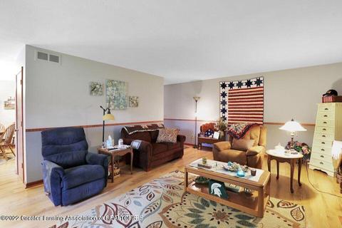 13177 Old Hickory Trl, Dewitt, MI 48820 photo 9