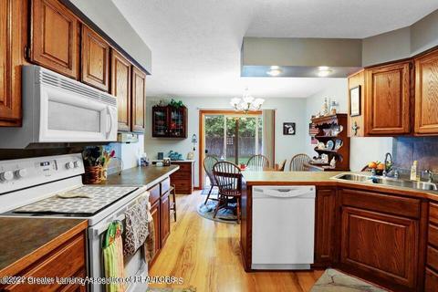 13177 Old Hickory Trl, Dewitt, MI 48820 photo 10